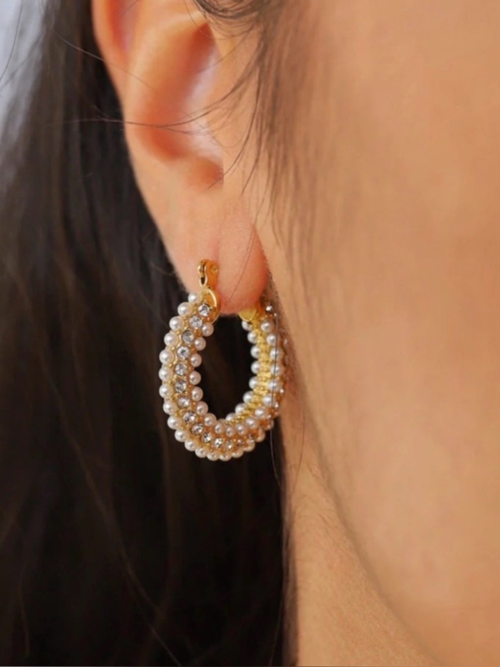 Pearl earrings Bliss earrings hoop earrings
Stainless steel earrings